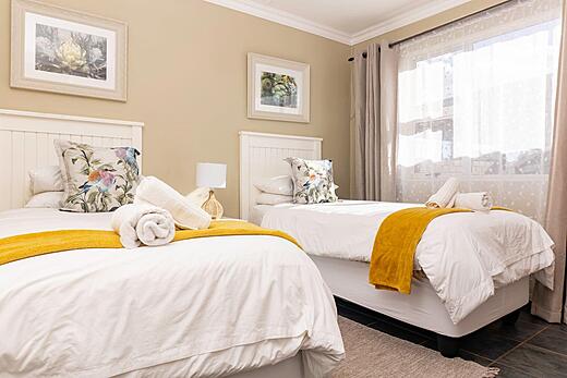 Photo of the Deluxe 2 Bedroom Apartment